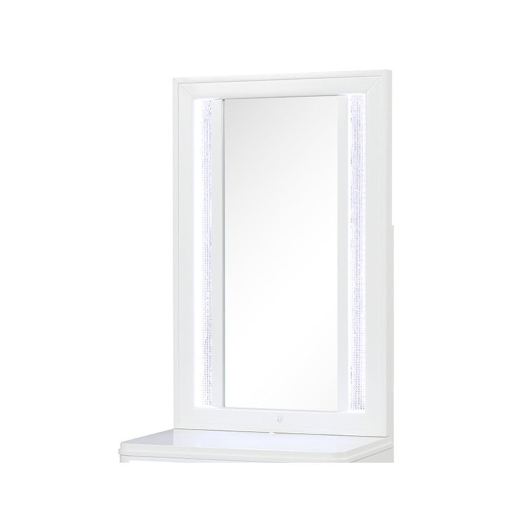 Abigale Queen 4Pc Bedroom Set with Mirror Top Nightstand made with wood, Footboard Drawers in White