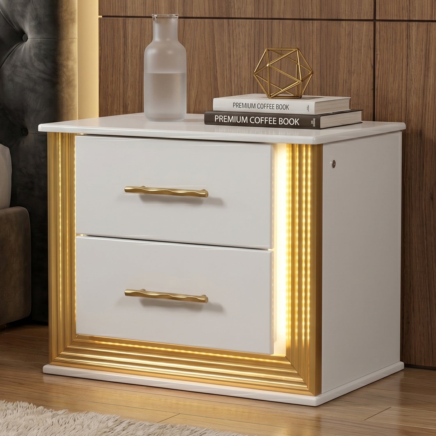 Contemporary Style 5PC Queen Bedroom Set Made with Wood & Gold Finish