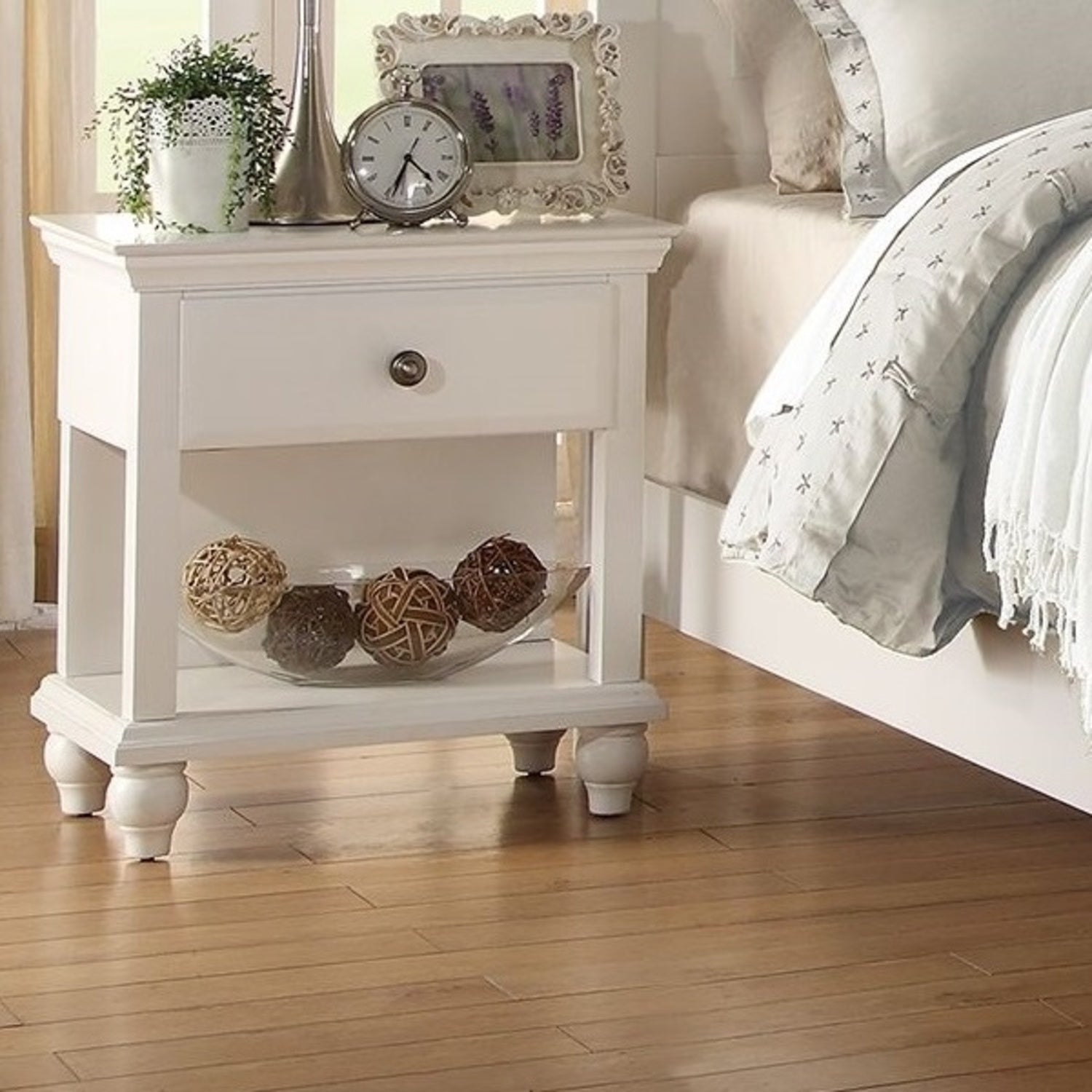 White California King Size Bed 2x Nightstands Panel Headboard Footboard Classic 3pc Bedroom Furniture Set
