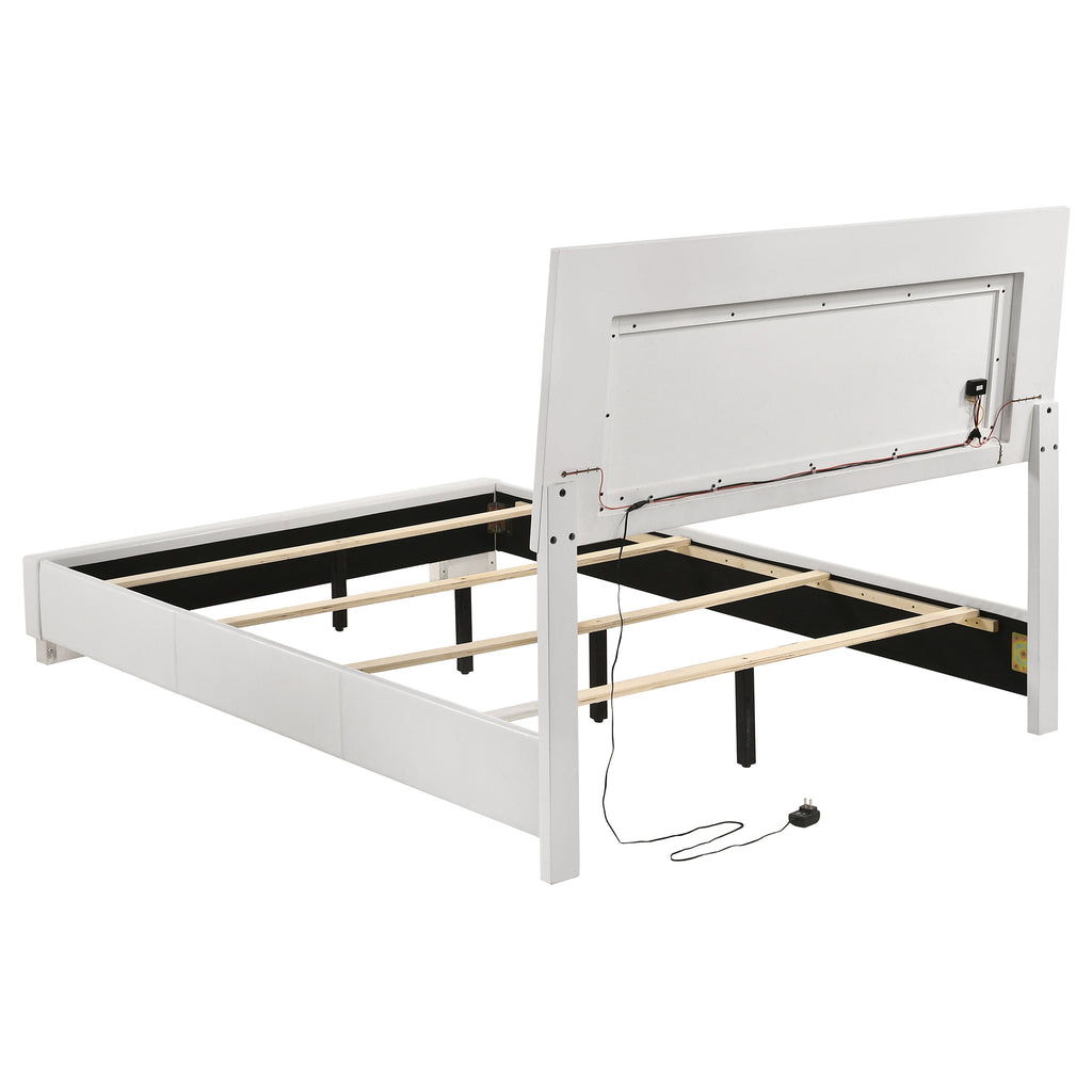 Dulcey White High Gloss 5-piece Full Bedroom Set