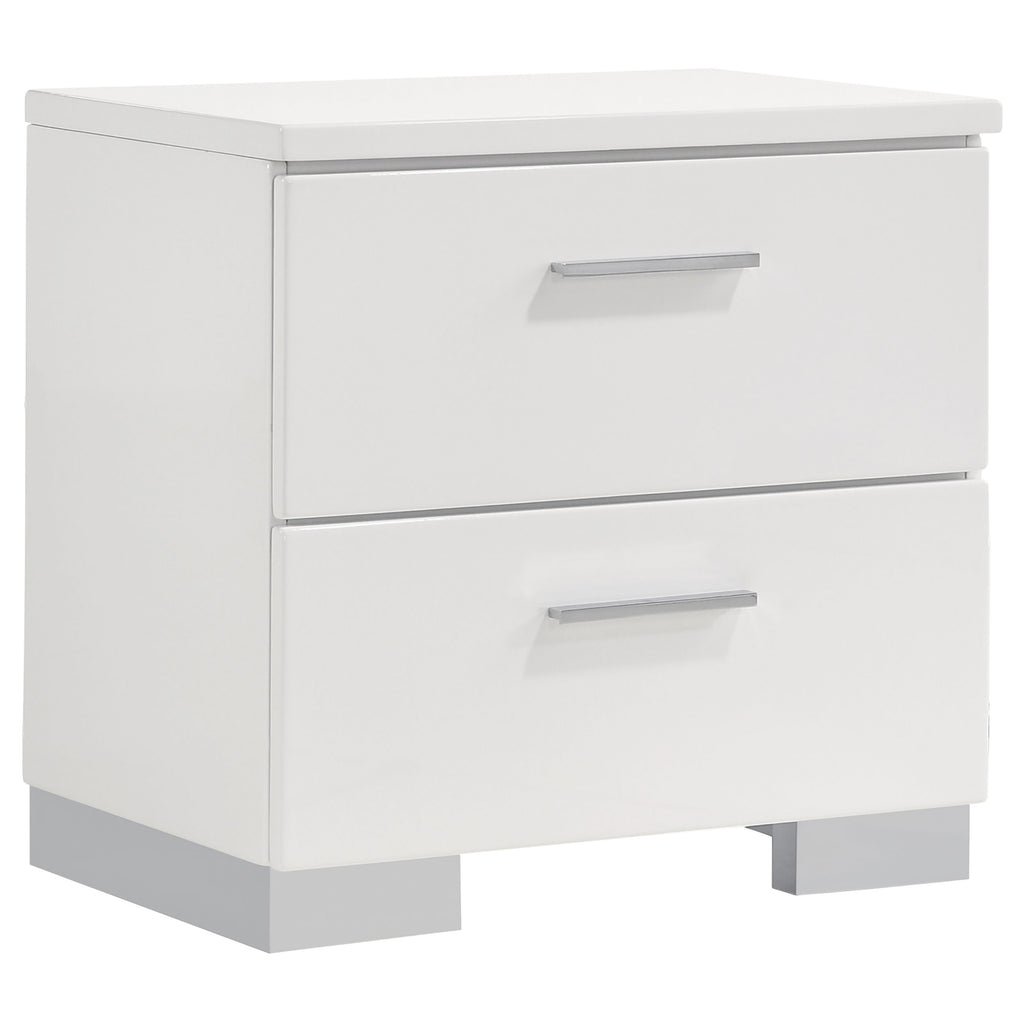 Dulcey White High Gloss 5-piece Full Bedroom Set