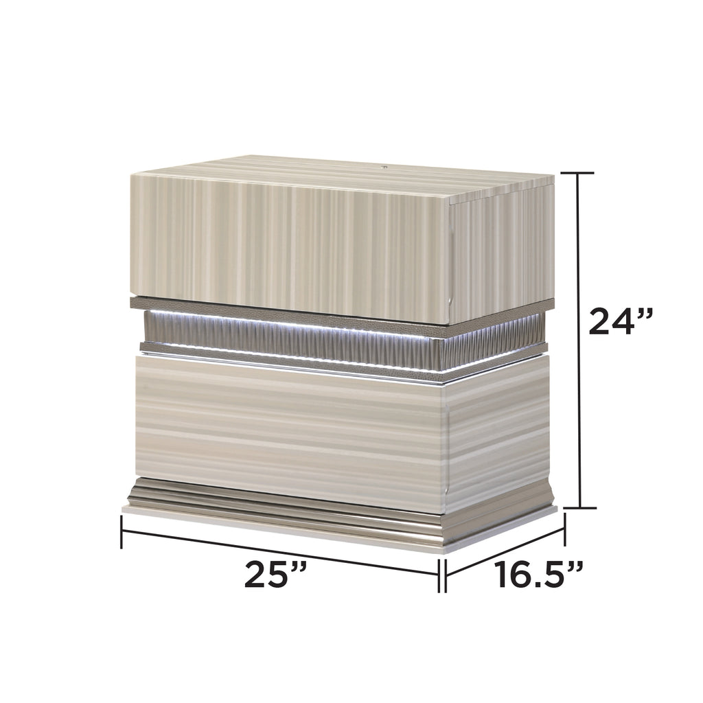 Leonor Modern Queen 4Pc Bedroom Set Made with Wood and LED Lighting in Gray with Clean Linear Detailing