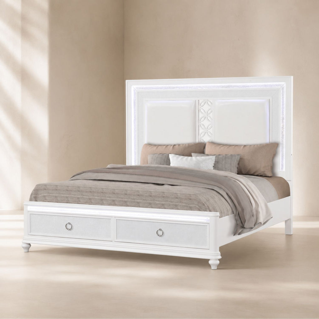 Abigale Queen 4Pc Bedroom Set with Mirror Top Nightstand made with wood, Footboard Drawers in White