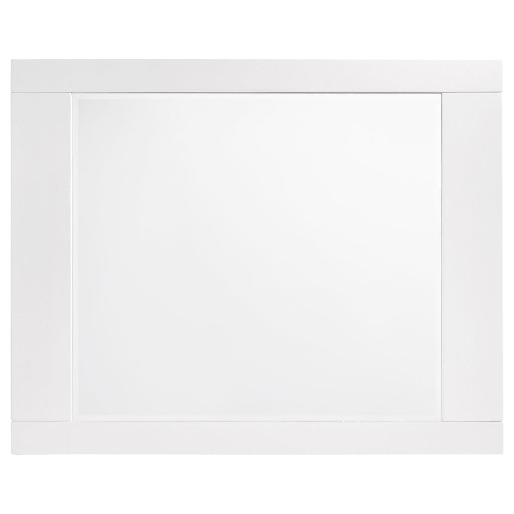 Dulcey White High Gloss 4-piece Full Bedroom Set