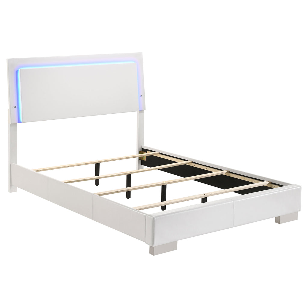 Dulcey White High Gloss 5-piece Full Bedroom Set